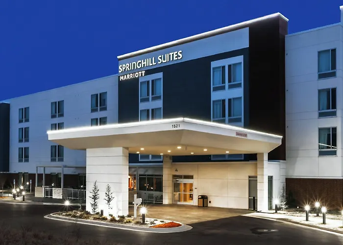 Springhill By Marriott At Hills 3*